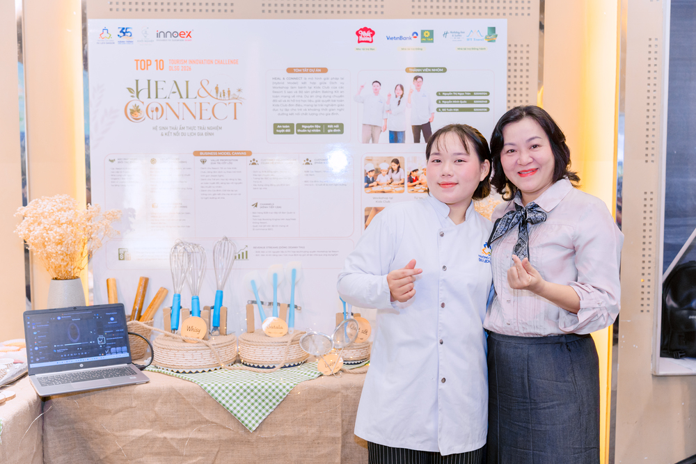 Gian hàng của đội Heal & Connect