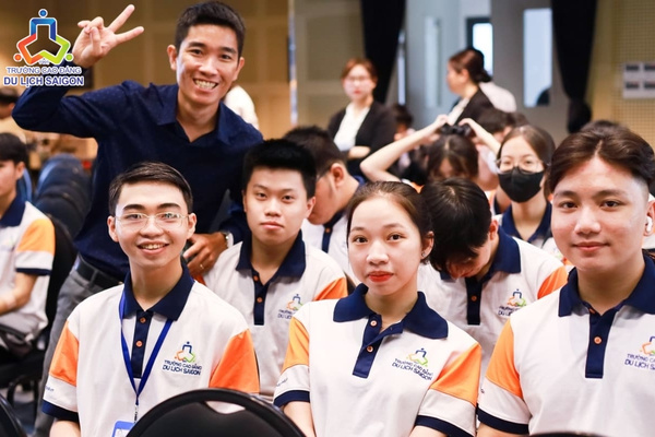 Ngành Du lịch phù hợp với người yêu thích môi trường làm việc năng động, linh hoạt