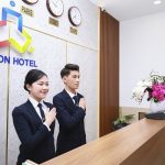 ​thăng tiến trong ngành khách sạn​
